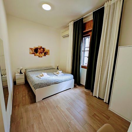 Guest House Il Glicine Stadio - Ospedale 切塞纳 外观 照片